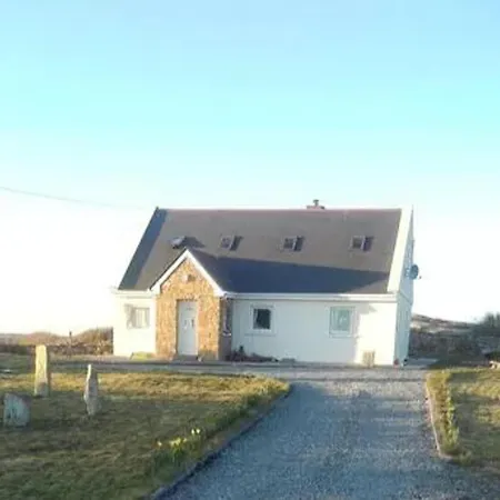 فيلة 6 Bed - Sleeps 12 - Pets - Garden - Parking