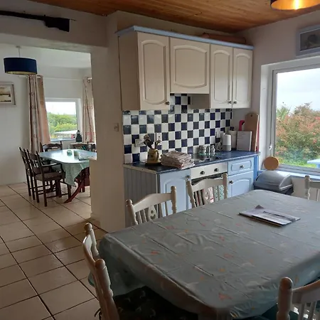 6 Bed - Sleeps 12 - Pets - Garden - Parking فيلة كليفدين